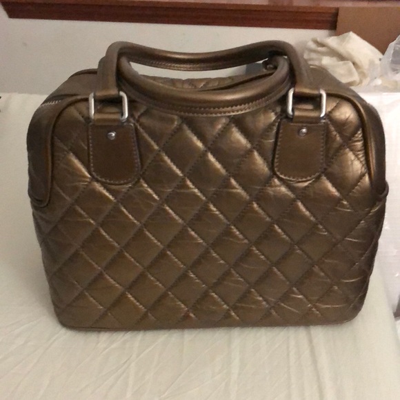 LIMITED EDITION Authentic Chanel Runway handbag - Picture 3 of 8